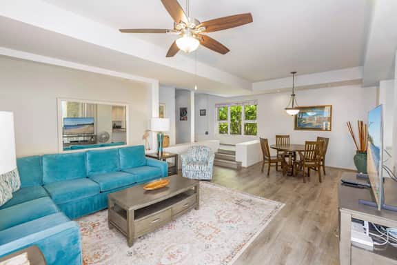The Palms at Wailea 702