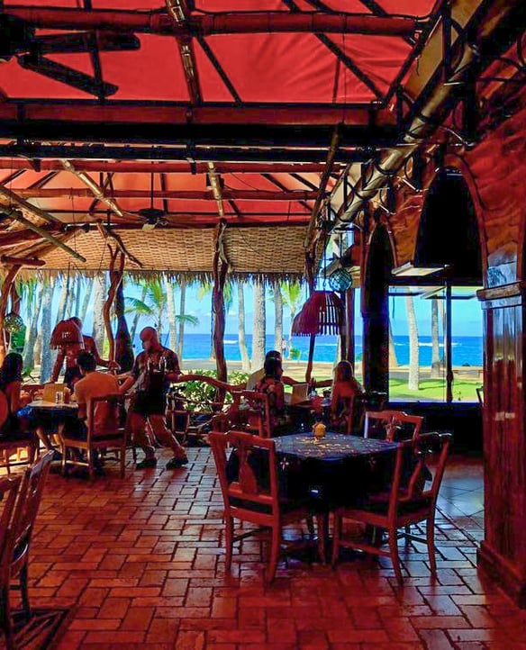 MAMA’S FISH HOUSE ($$$$)
